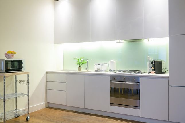 Flat 1, 71, Baker Street, London photo 3