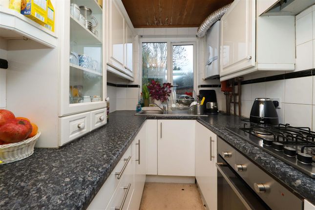 51, Honeycroft Hill, Hillingdon photo 4