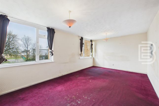 69, Martin Lane, Rugby photo 3