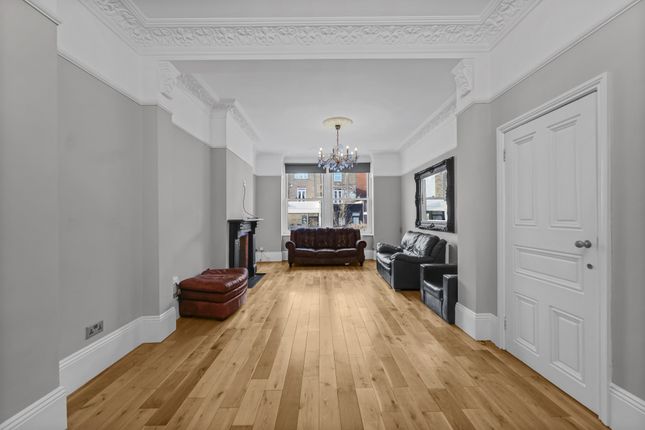 83, Coldharbour Lane, Camberwell photo 2