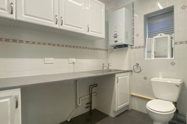 10, Vicarage Road, Poole photo 5