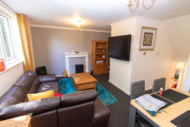 21, Meadowlea, Telford photo 2