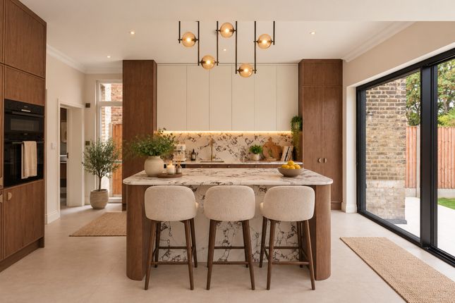 96, Twyford Avenue, London photo 3