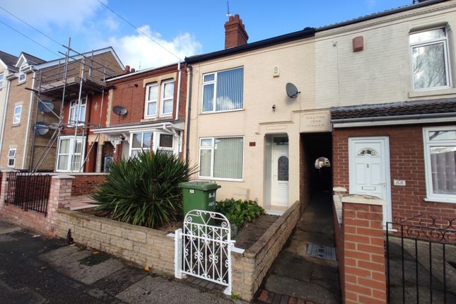 Terraced house to rent in Princes Street, Peterborough