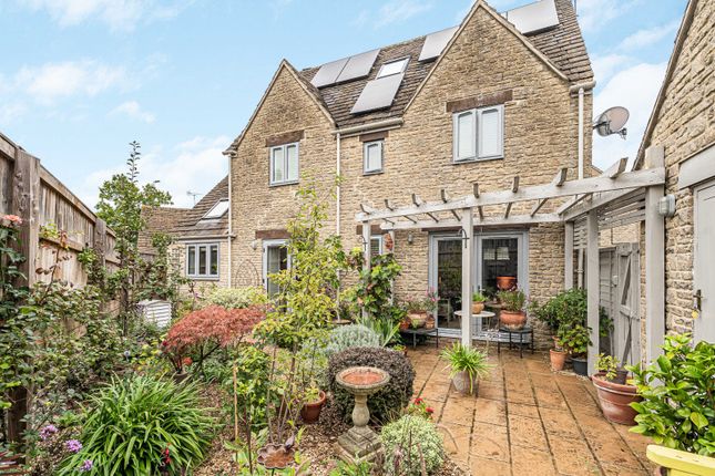 Box Cottage, 8, The Oaks, Cirencester photo 4