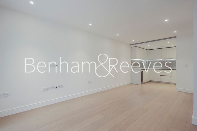 Flat to rent in Tierney Lane, Hammersmith