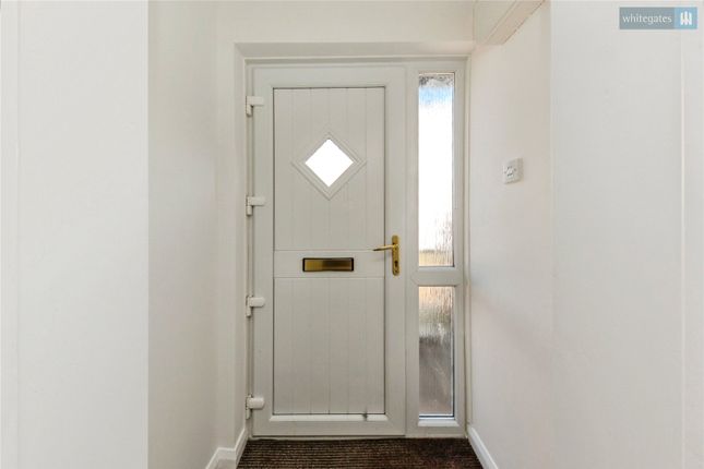 5, Yew Tree Drive, Cheshire photo 2