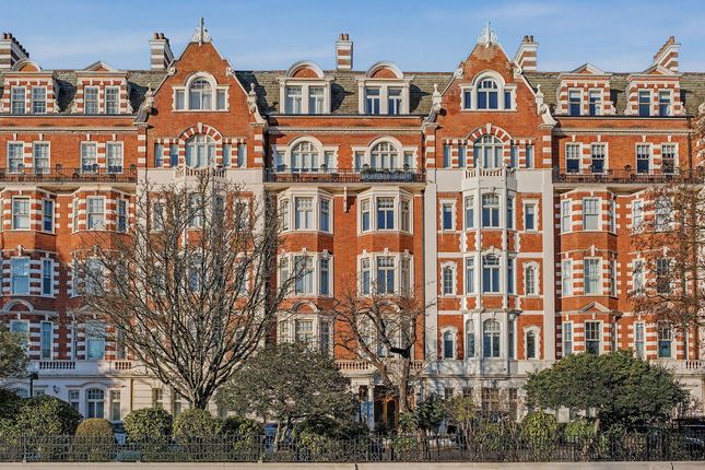 12a, North Gate, London photo 2