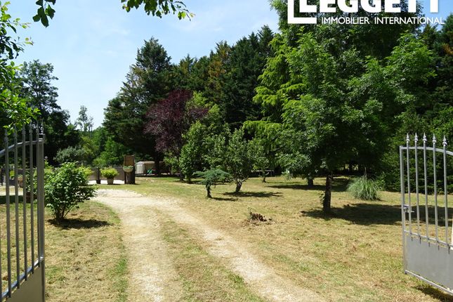 Villa for sale in Saint-Jory-Las-Bloux, Dordogne, Nouvelle-Aquitaine