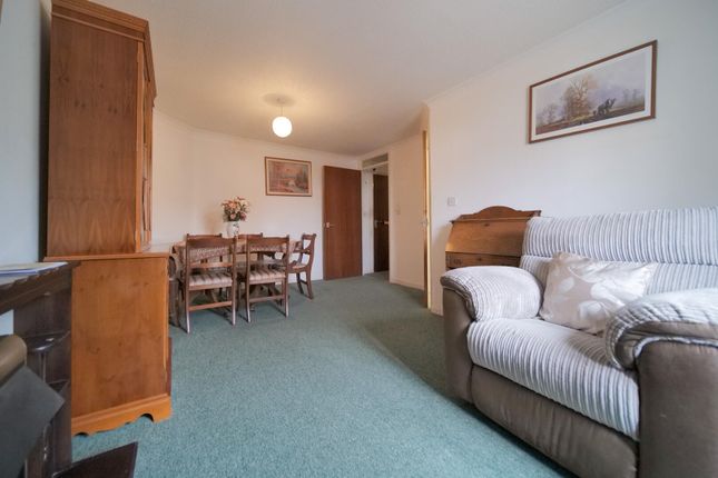 Flat 47, Wharf Court, Spa Road, Melksham photo 4