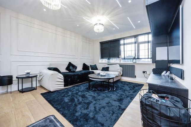 Semi-detached house for sale in Abbey Avenue, St.Albans