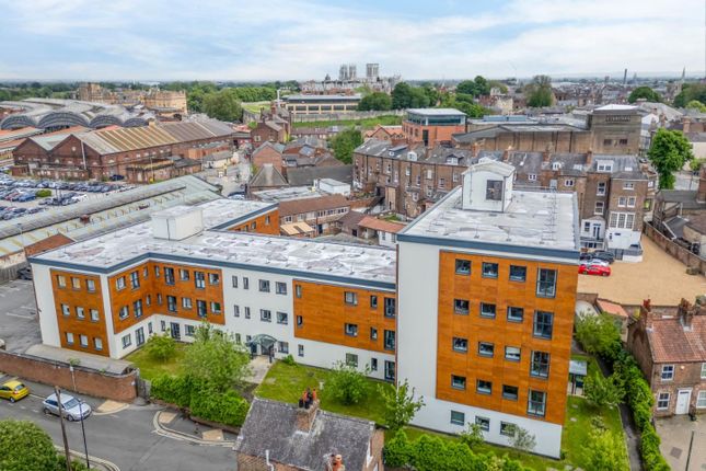 Thumbnail Flat for sale in Holgate Road, York