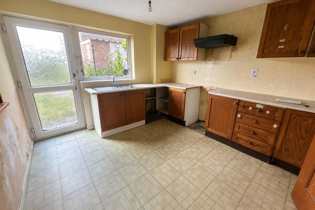 10, Mulberry Gardens, Nottingham photo 2