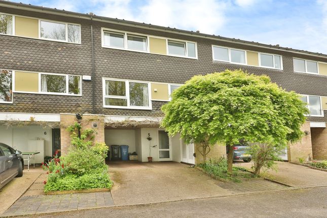 Thumbnail Town house for sale in Beechbank, Norwich