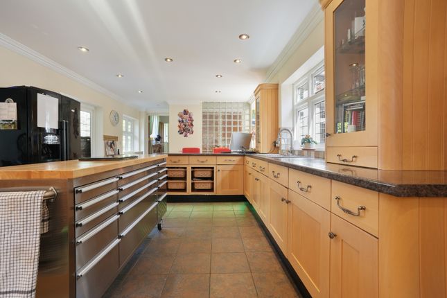 Ewemove Estate Agent Scunthorpe Kitchen