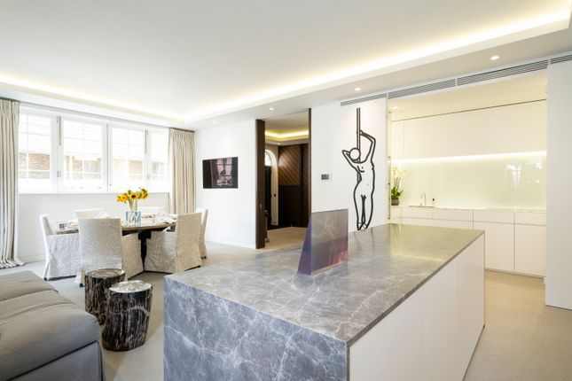 3, Wilton Mews, London photo 3