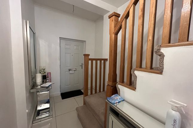 Shared accommodation to rent in Gerard Road, Rotherham