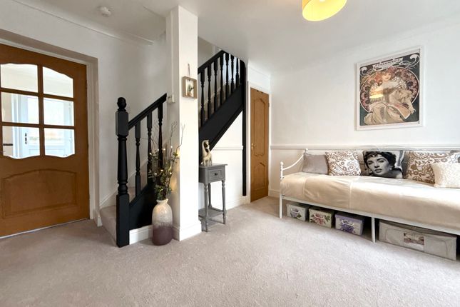 15 Tirfounder Road, Aberdare photo 3