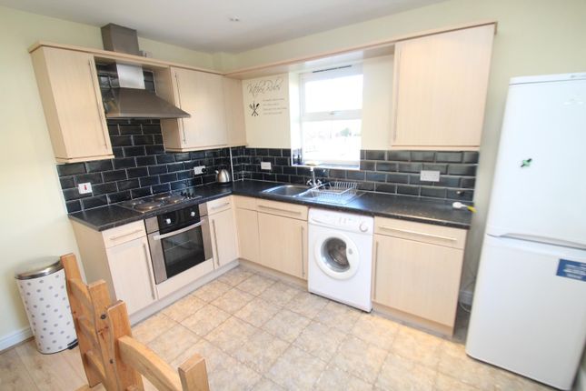4, Teale Drive, West Yorkshire photo 5