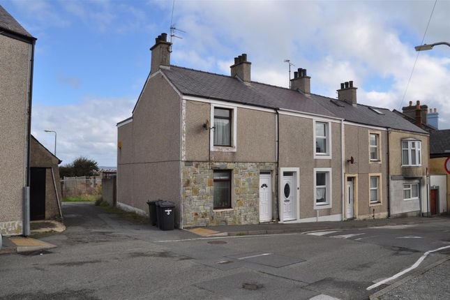 Terraced house to rent in Queens Park, Holyhead LL65