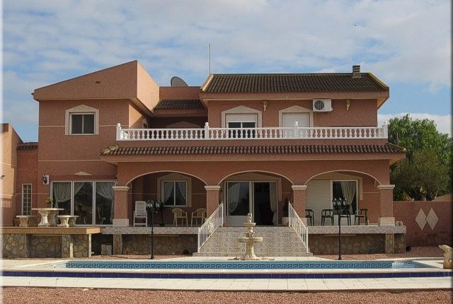 Thumbnail 5 bed villa for sale in 03178 Benij&oacute;far, Alicante, Spain