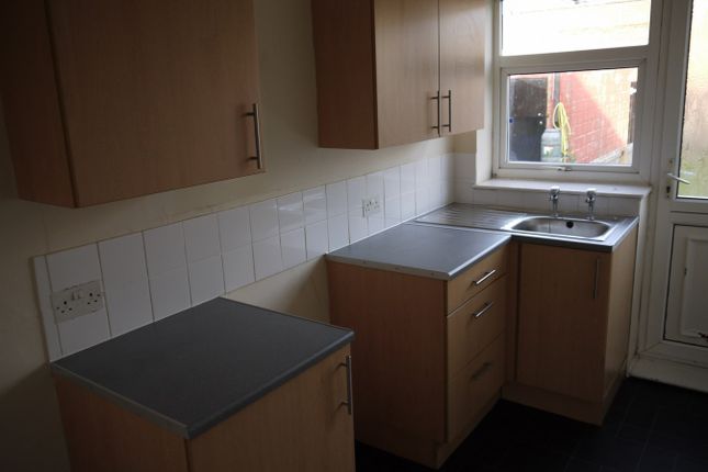 67, Kathleen Road, Hull photo 4