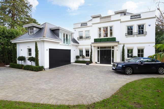 Detached house to rent in Fairmile Avenue, Cobham, Surrey