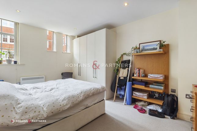 Flat to rent in Romney House, Westminster
