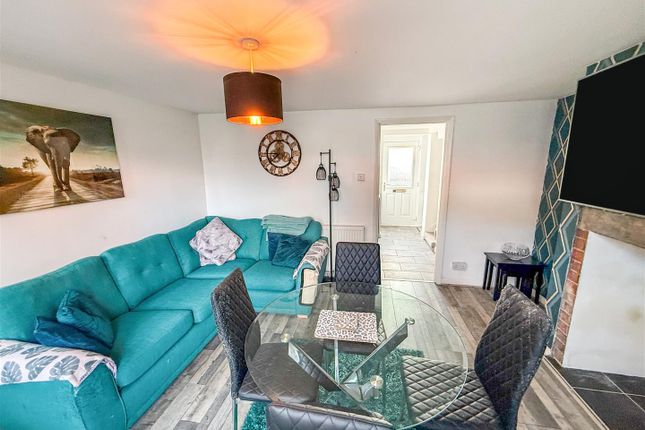 9, Stewton Lane, Louth photo 3