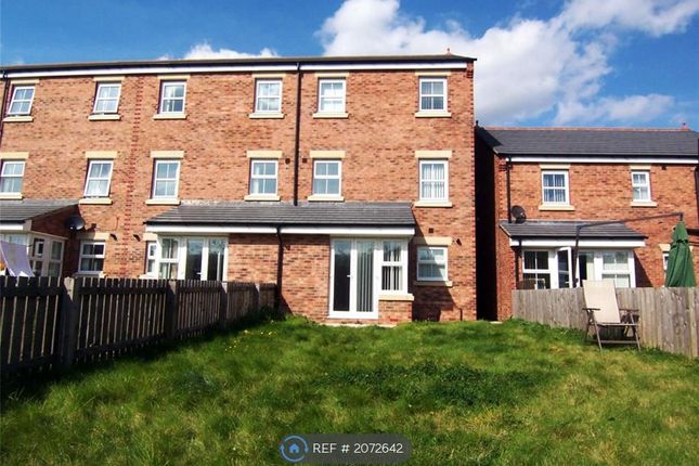 End terrace house to rent in Herons Court, Durham