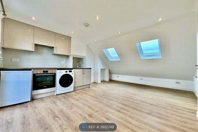 Middleton Avenue, Greenford photo 3