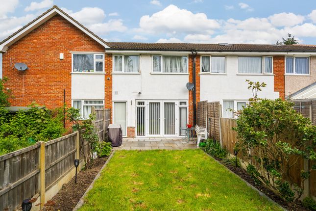 Terraced house for sale in Great Cullings, Romford