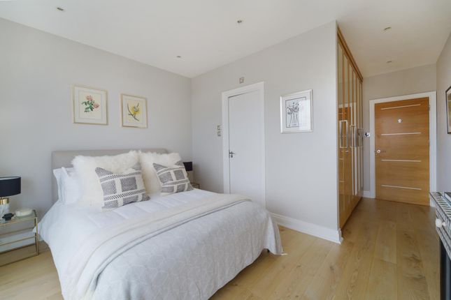 Flat for sale in Dolphin House, Smugglers Way, London