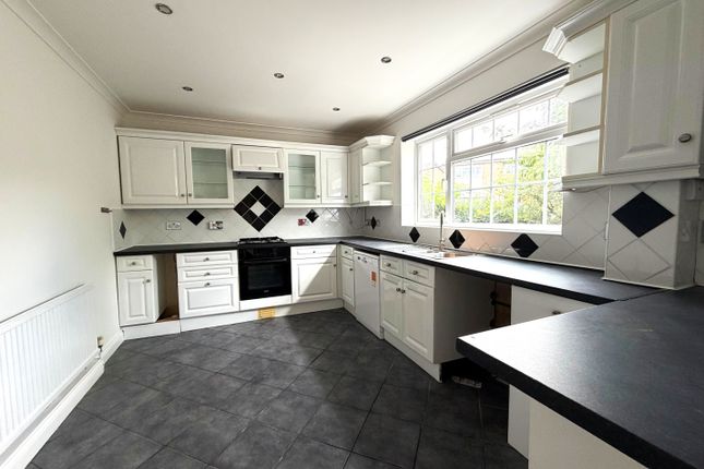 12, Letchworth Garden City photo 2