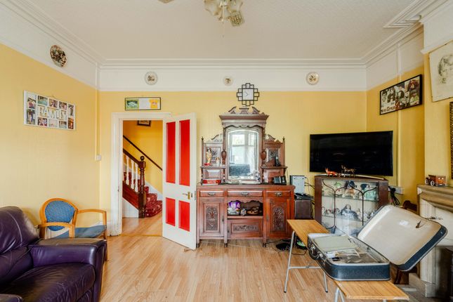 592 Bath Road, Bristol photo 4