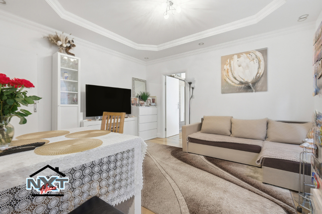 62, Cedar Road, London photo 5