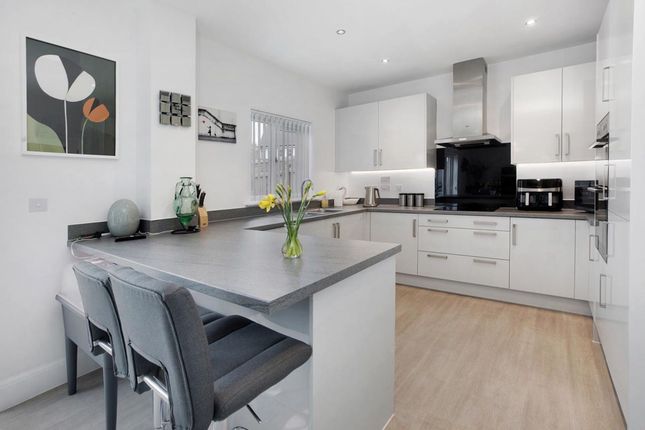 10 Magnolia Close, Dawlish photo 2
