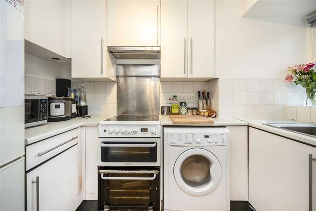 1, Coopers Close, London photo 4