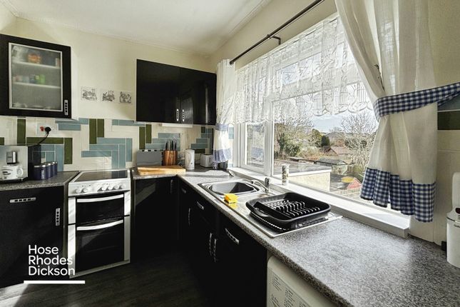 Flat 4, 3, Witbank Gardens, Isle of Wight photo 3