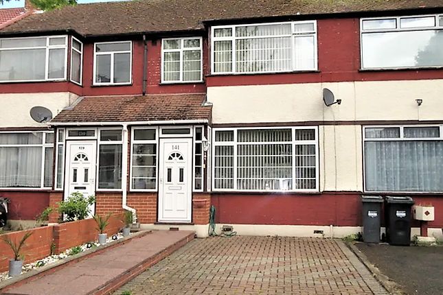 Terraced house for sale in Wentworth Road, Southall