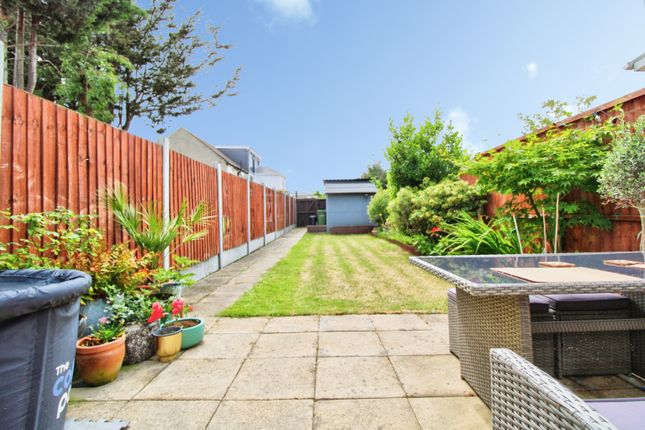 78, Craigdale Road, Hornchurch photo 4