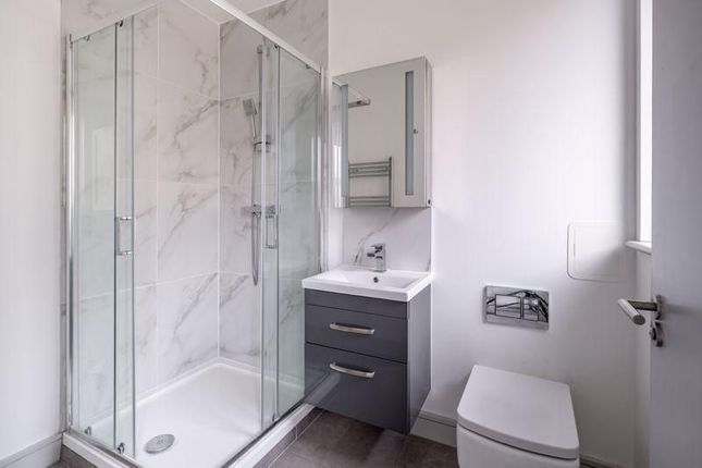 Flat 16, Varis Court, Coulsdon photo 4