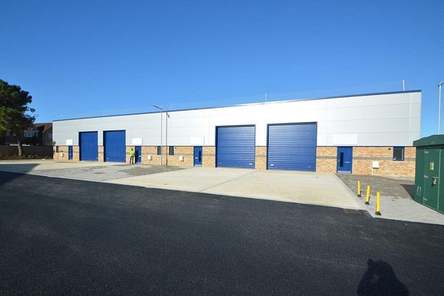 Warehouse to let in Units 2-17, Avro Business Park, Christchurch