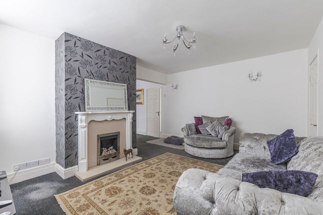 4 Mayfield Drive, Northwich photo 3