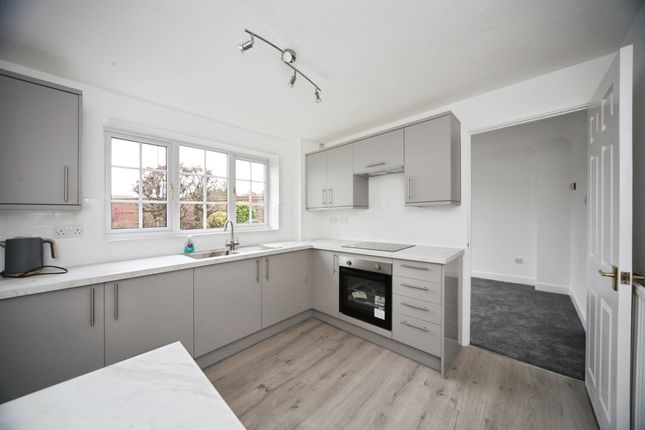 18, Beckbury Close, Luton photo 2