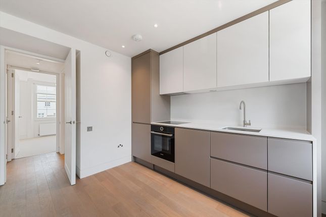 124, Ebury Street, London photo 2