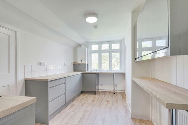 Thumbnail Flat for sale in Cobham Road, Westcliff-On-Sea
