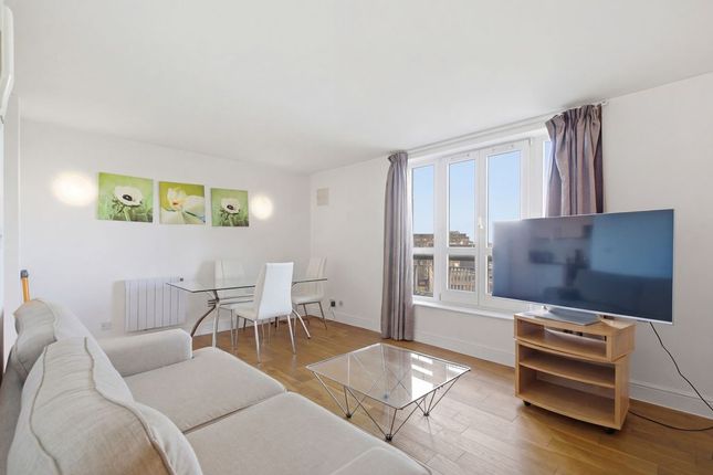 1-bed flat on Flat 804,Dryden Building,37, Commercial Road, London, £350,000