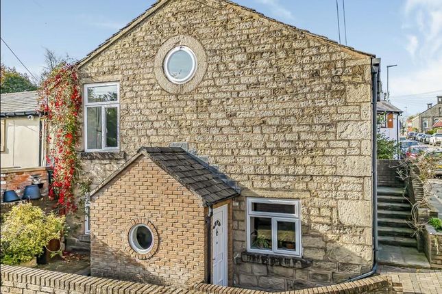 3-bed house on Nailers Barn, 34, Brandlesholme Road, Bury, £425,000