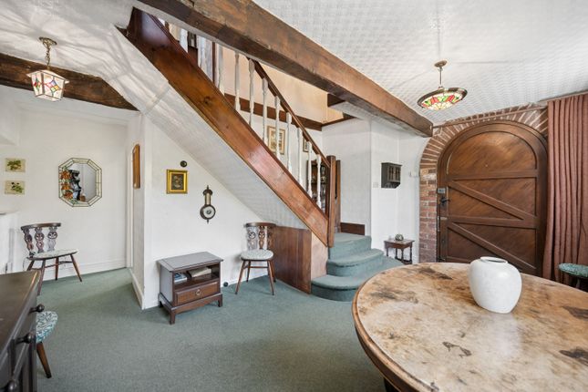 46 Twiss Green Lane, Culcheth, Cheshire photo 3